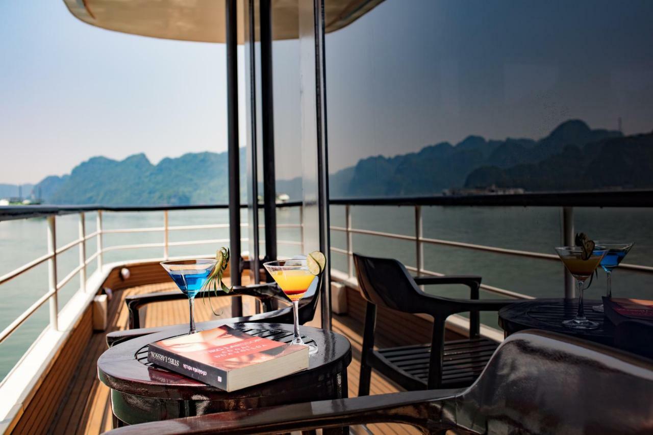 Scarlet Pearl Cruises - Wonder On Lan Ha Bay Hotel Ha Long Eksteriør billede