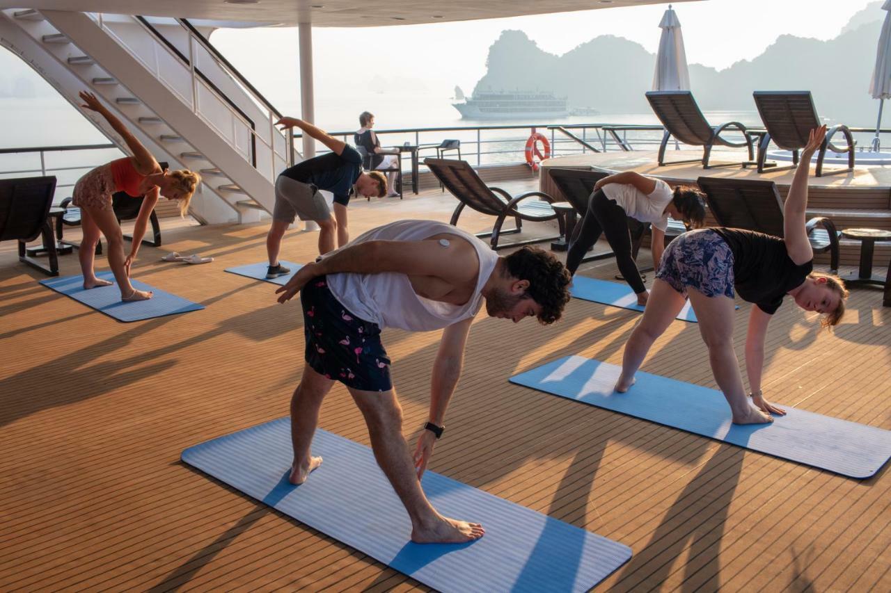 Scarlet Pearl Cruises - Wonder On Lan Ha Bay Hotel Ha Long Eksteriør billede