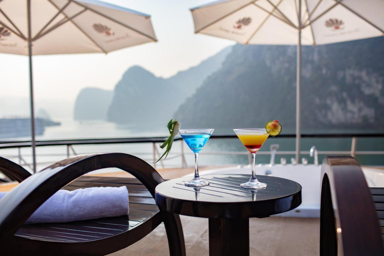 Scarlet Pearl Cruises - Wonder On Lan Ha Bay Hotel Ha Long Eksteriør billede