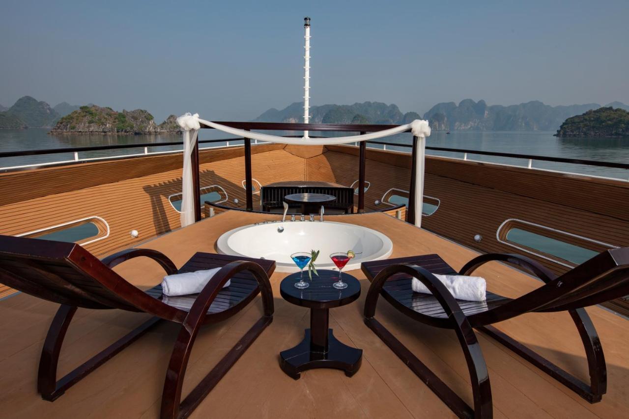 Scarlet Pearl Cruises - Wonder On Lan Ha Bay Hotel Ha Long Eksteriør billede