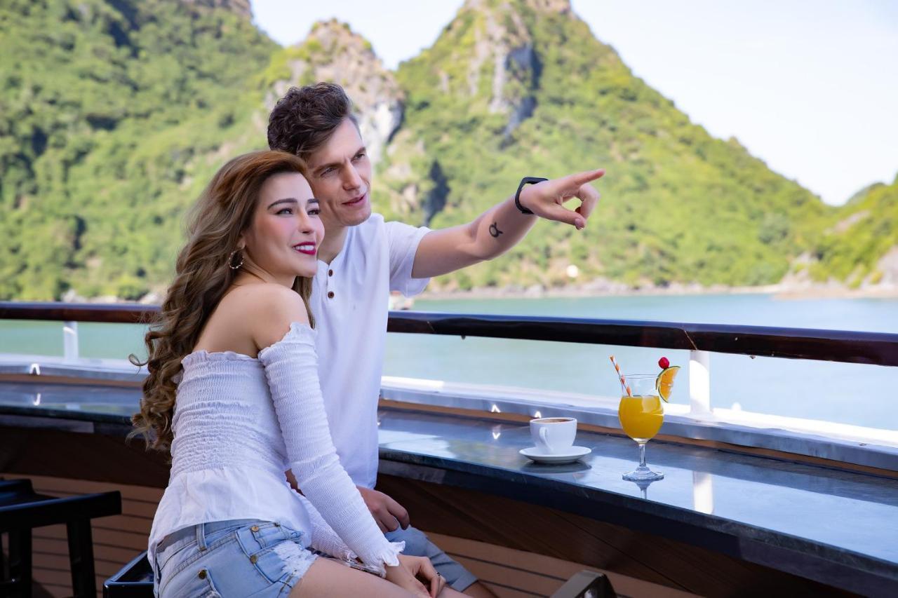 Scarlet Pearl Cruises - Wonder On Lan Ha Bay Hotel Ha Long Eksteriør billede